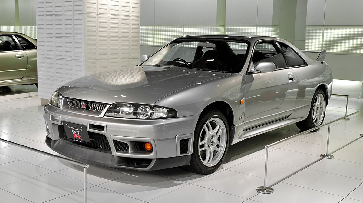 Nissan Skyline GT-R R33