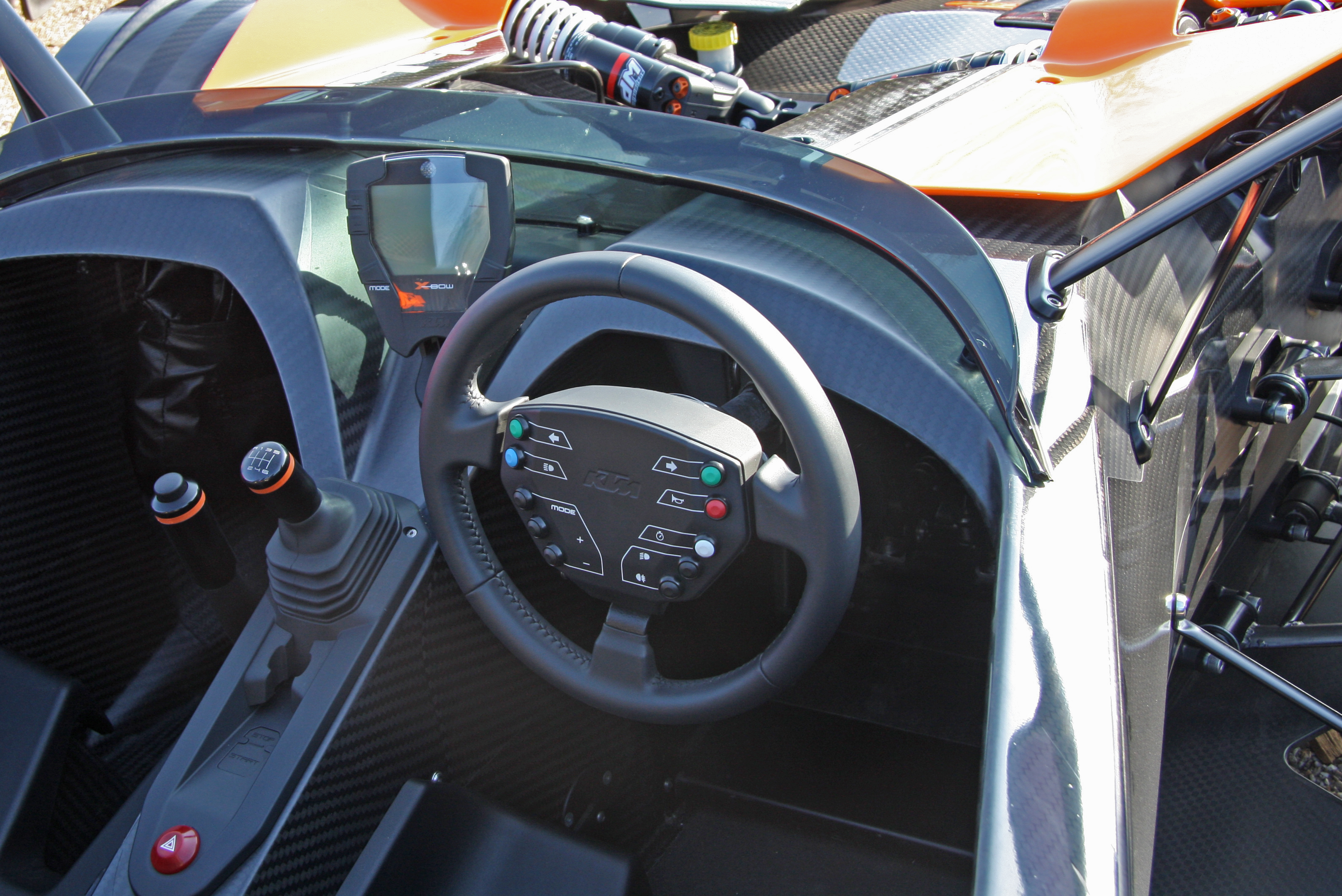 wnętrze ktm x-bow