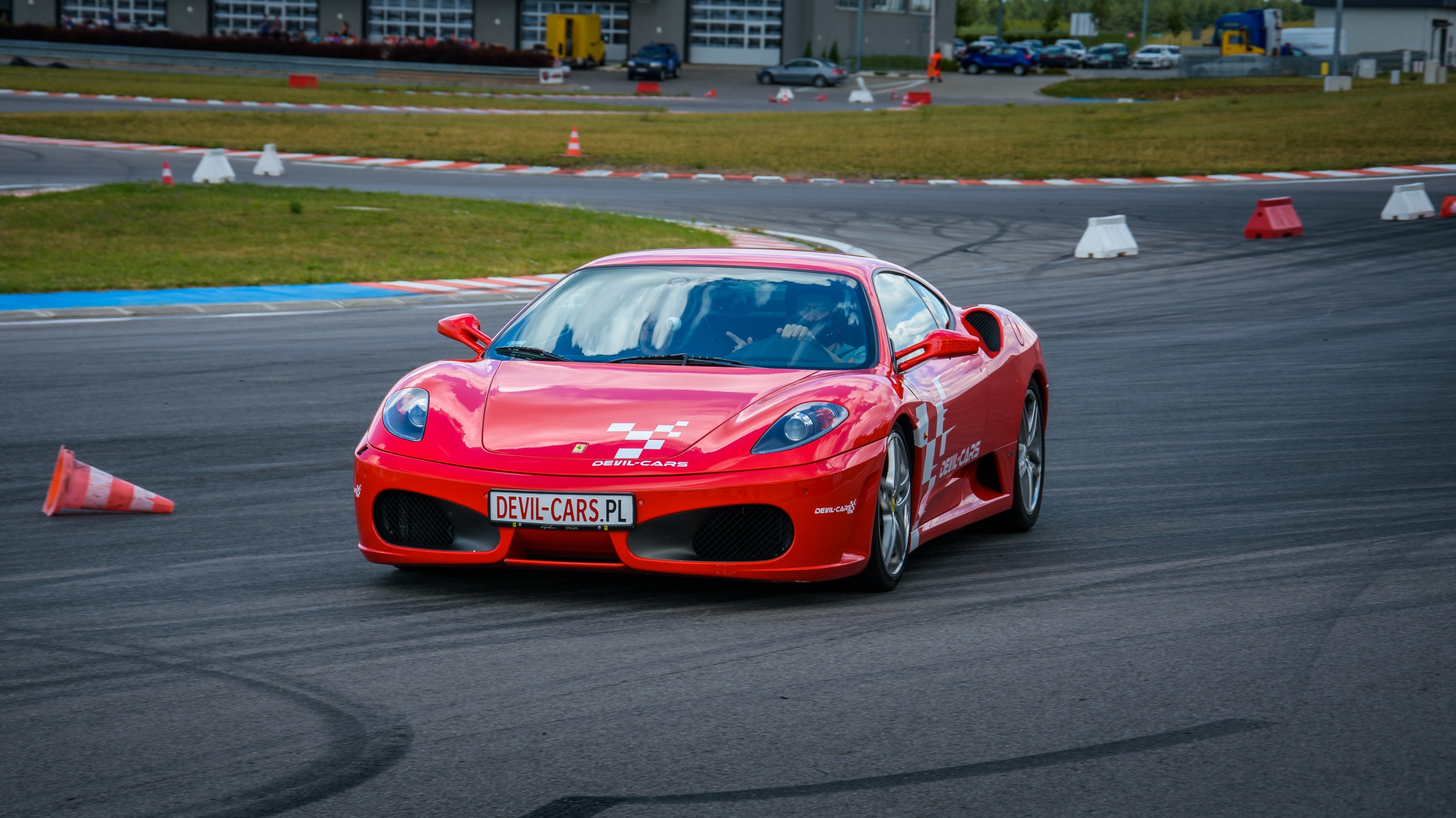 jazda ferrari f430 na torze