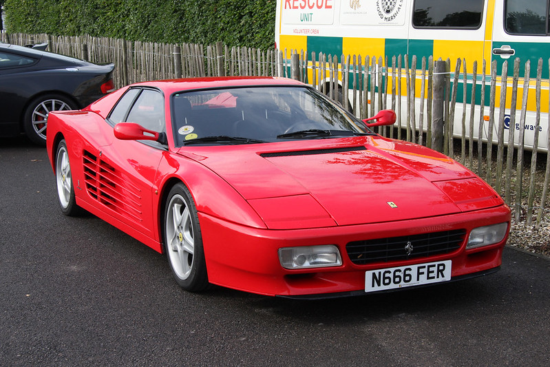 ferrari testarossa