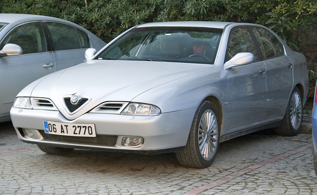 najbrzydsze auta świata - alfa romeo 166