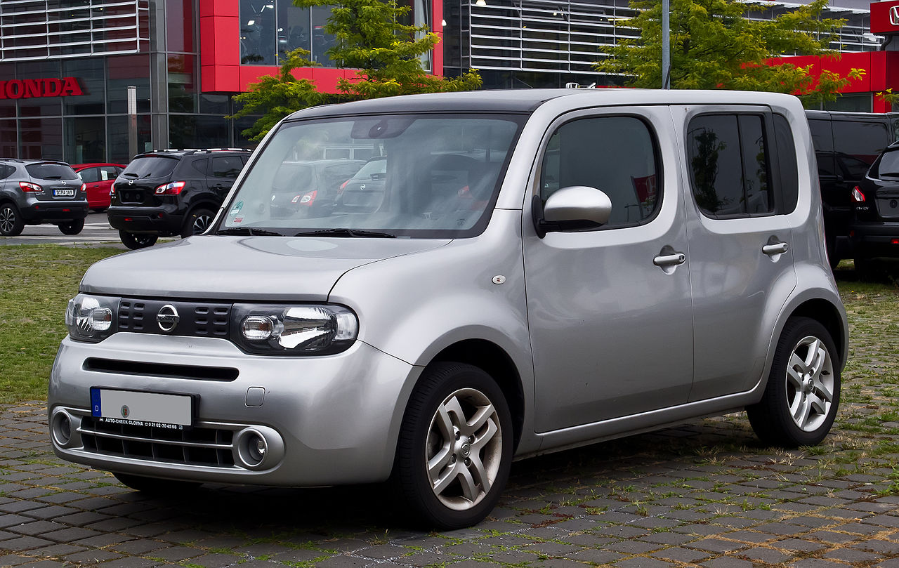 najbrzydsze auta świata - nissan cube