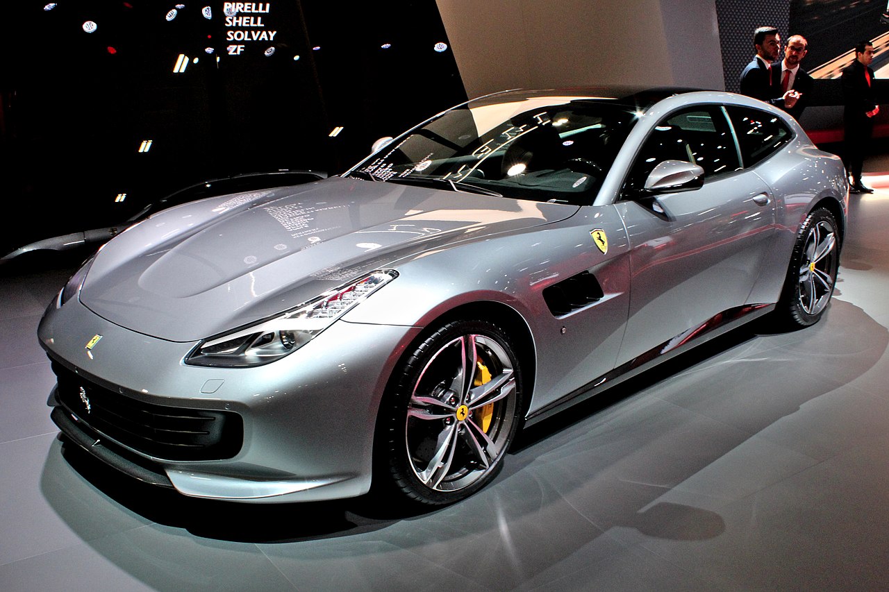 Ferrari GTC4Lusso