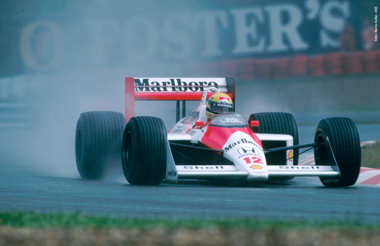 ayrton senna - bolid f1 mclaren-honda