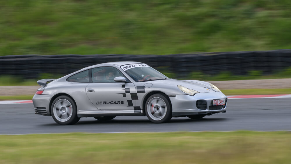 Porsche 911 Carrera